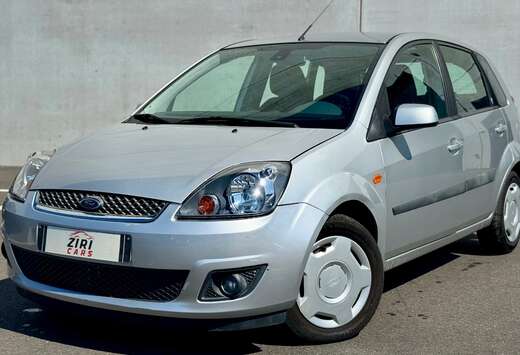 Ford Fiesta 1.4i 16v Ghia