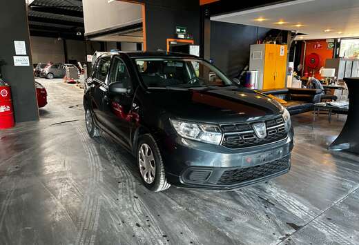 Dacia Sandero 1.0i SCe Lauréate (EU6.2) / 12 Mois De ...