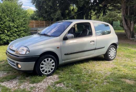 Renault 1.6i RXT