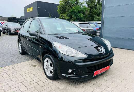 Peugeot 206+ 1.4HDI 1jaar garantie zeer proper