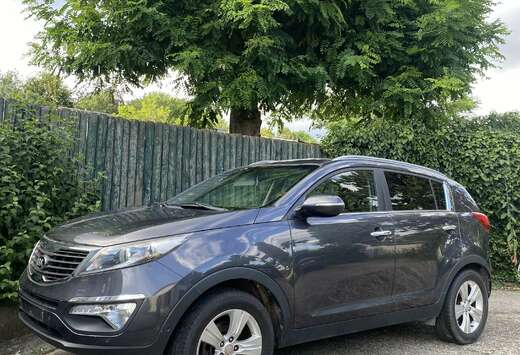 Kia 1.6i 2WD Access ISG