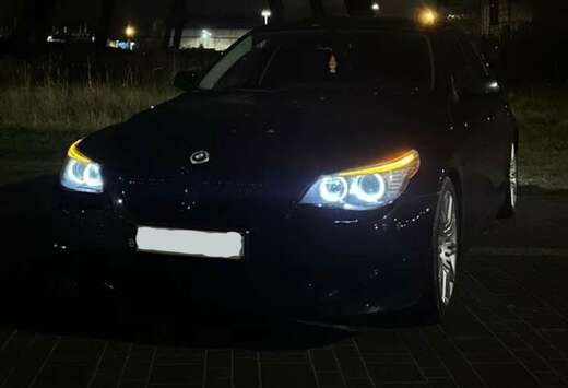 BMW 520i