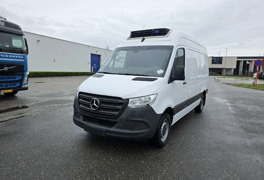 Mercedes-Benz 314 (Stock ID 00349)