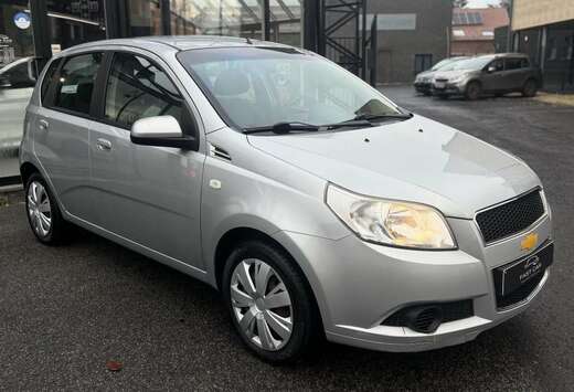 Chevrolet Aveo hatchback 1.2i L