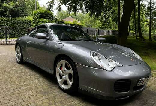 Porsche 4S
