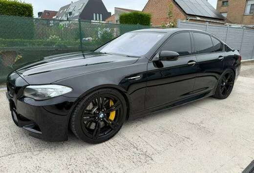 BMW M5 4.4 V8 DKG
