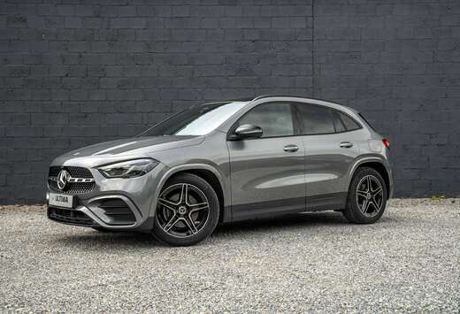 Mercedes-Benz AUTOMAAT AMG/PANO/NAVI/KEYLESS/CAMERA