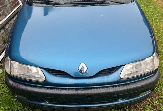 Renault 1.8i RT