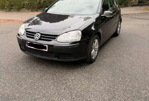 Volkswagen Volkswagen Golf 5.  1.4 Essence