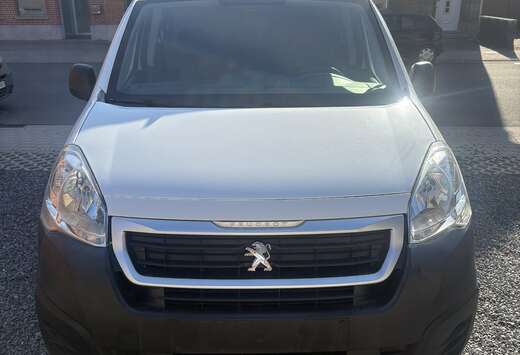 Peugeot 1.6 HDi L2H1 Pack CD Airco 121