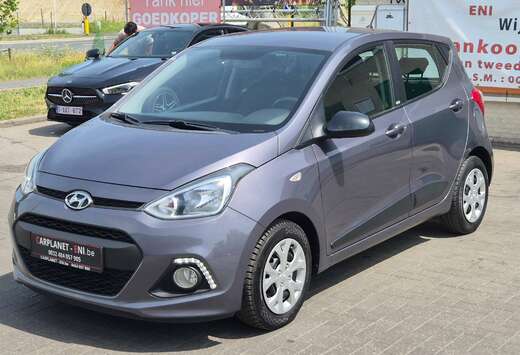 Hyundai i10 1.0i Blackline - CRUS CONTROL - BLUETOOTH ...