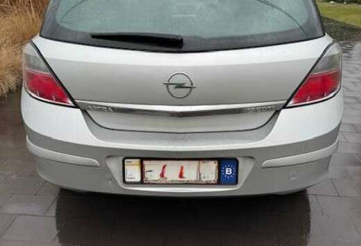 Opel Astra 1.7 CDTi Enjoy