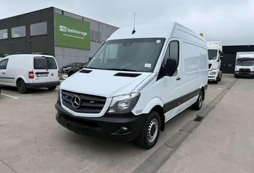 Mercedes-Benz 316 (Stock ID 13598)