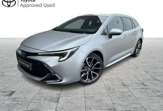 Toyota 1.8 Hybrid Premium + Luxury Pack + Trekhaak