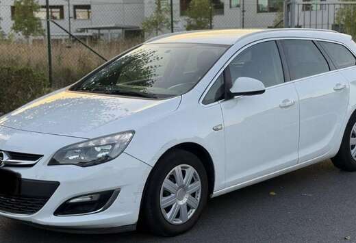 Opel J 1.4 Sports Tourer Essence 2013