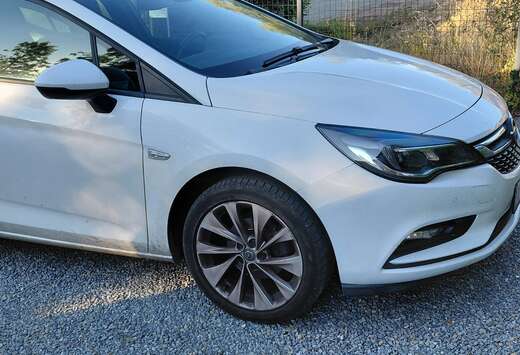 Opel Astra 1.6 CDTi Edition