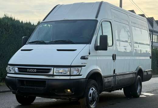 Iveco 3.0 Turbo HPI // AIRCO // DOUBLE ESSIEUX