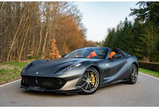Ferrari GTS FULL CARBON - Passenger DISPLAY