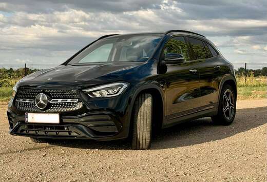 Mercedes-Benz GLA 180 AMG Line