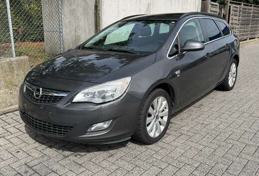Opel Sports Tourer 1.4 Turbo Cosmo