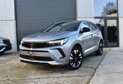 Opel 1.2 Turbo AutoEat8 Ultimate FaceLift/MatrixLED