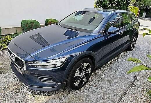 Volvo V60 Cross Country 2.0 D3 AWD Geartronic