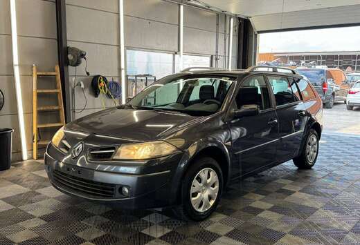 Renault BENZINE bj2009 MANUEEL 122000KM