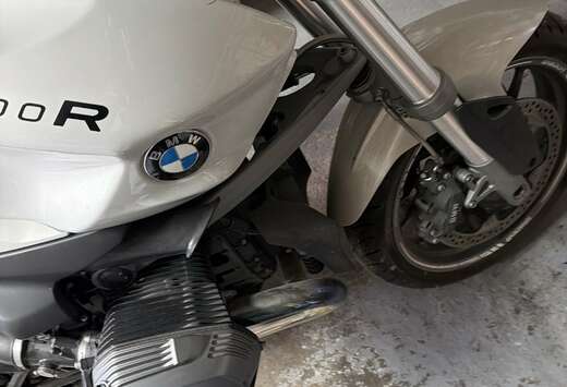 BMW Arrow