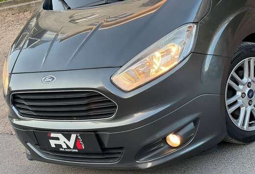 Ford Tourneo Courier 1.0 EcoBoost Sport