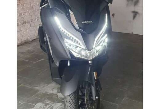 Honda HONDA FORZA 125