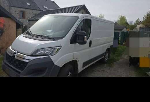 Citroen 2.0 BlueHDi L2H2 Confort