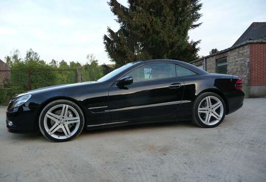 Mercedes-Benz SL Roadster 280