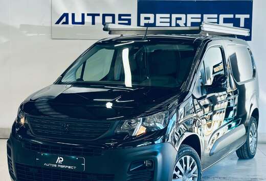 Peugeot 1.5 L1 BOITE AUTO PALETTE CAMERA PDC CLIM CRU ...