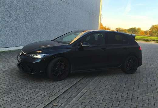 Volkswagen Golf Variant R 2.0 TSI 4Motion DSG