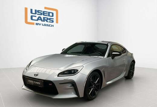 Toyota 2.4l+235PS+6gang+LED+LM18+Sitzheizung