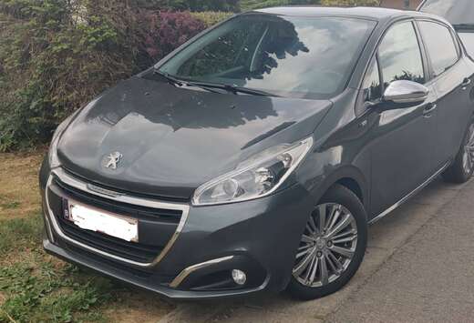 Peugeot 208 1.6 BlueHDi Style