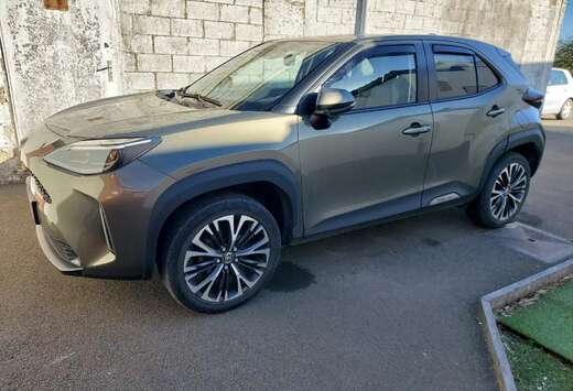Toyota Hybrid 1.5 VVT-i Elegant