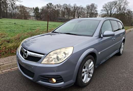 Opel SW 1.9 DT CDTi Cosmo Full Options
