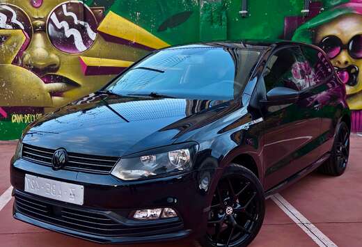 Volkswagen 1.0i SportLine FULL BLACK | Bluetooth | Cl ...