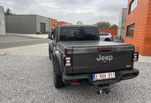 Jeep 3.0 V6 4WD ATX Overland