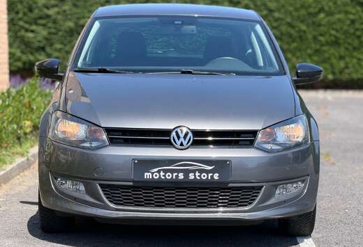 Volkswagen Polo 1.2i match///apple car play///