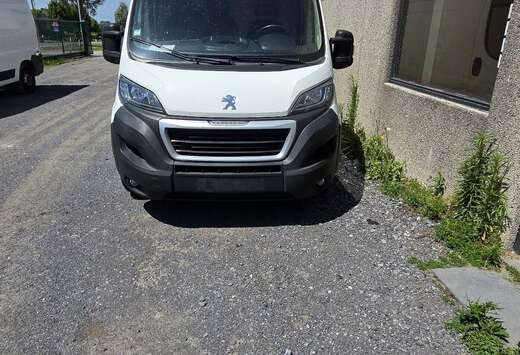 Peugeot HDi 335 L3H2