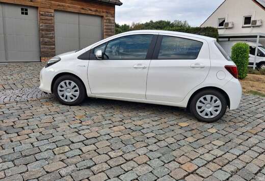 Toyota Yaris Hybrid 1.5i VVT-i Comfort and pack Style