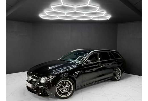 Mercedes-Benz BURMESTER / MASSAGE / 360 / PANO / HEAD ...