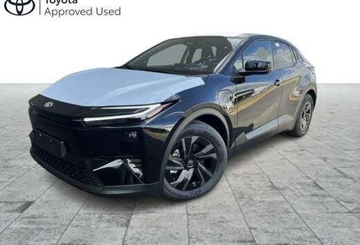 Toyota 77 kWh 2WD Business