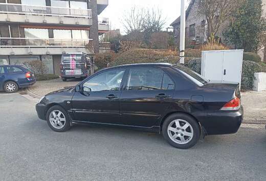 Mitsubishi 1600 GLXi
