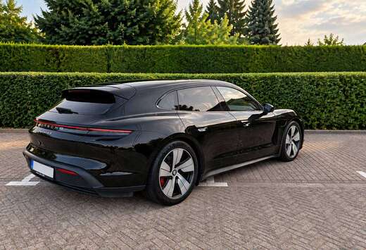 Porsche Taycan Sport Turismo 4S / Pano / AIR / Bose / ...