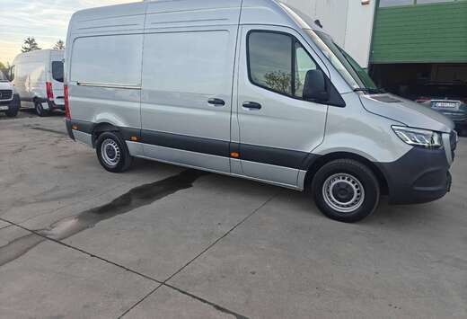 Mercedes-Benz Sprinter 317 2.0 CDI L2H2 RWD Pro 9G-Tr ...