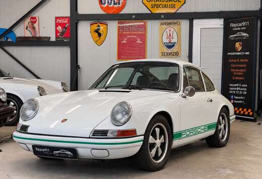 Porsche 911S 2.0