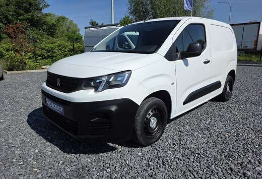 Peugeot 1.5 BlueHDi // 3 PLACES / GARANTIE 1 AN //